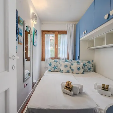 Apartment Vista Mare-porto Rotondo, Smeraldine House Design Porto Rotondo