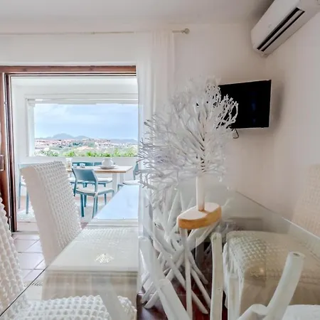 Vista Mare-porto Rotondo, Smeraldine House Design *