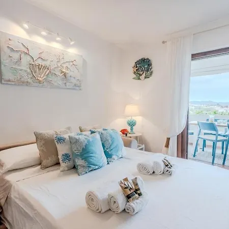 Vista Mare-porto Rotondo, Smeraldine House Design Apartment *