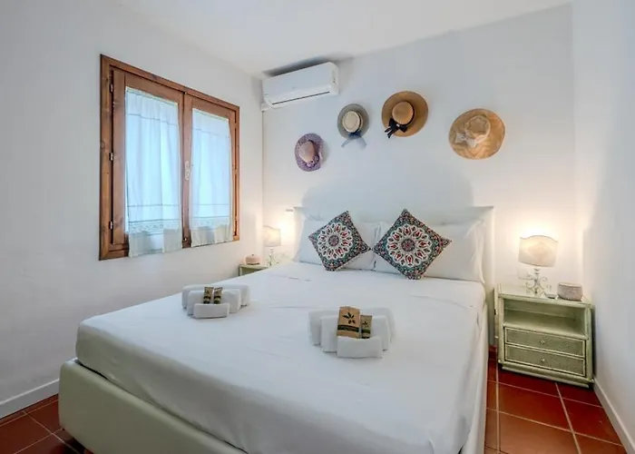 Vista Mare-porto Rotondo, Smeraldine House Design