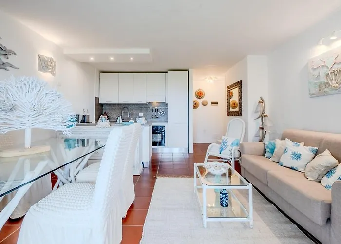 Vista Mare-porto Rotondo, Smeraldine House Design *